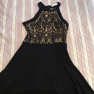 Highneck lace detail dress